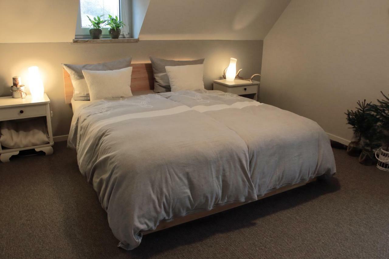 Haus Kolmesfeld Apartman Sensweiler Kültér fotó